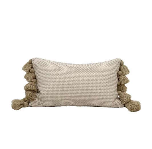 Safi – Boho Fringe Lumbar Cushion